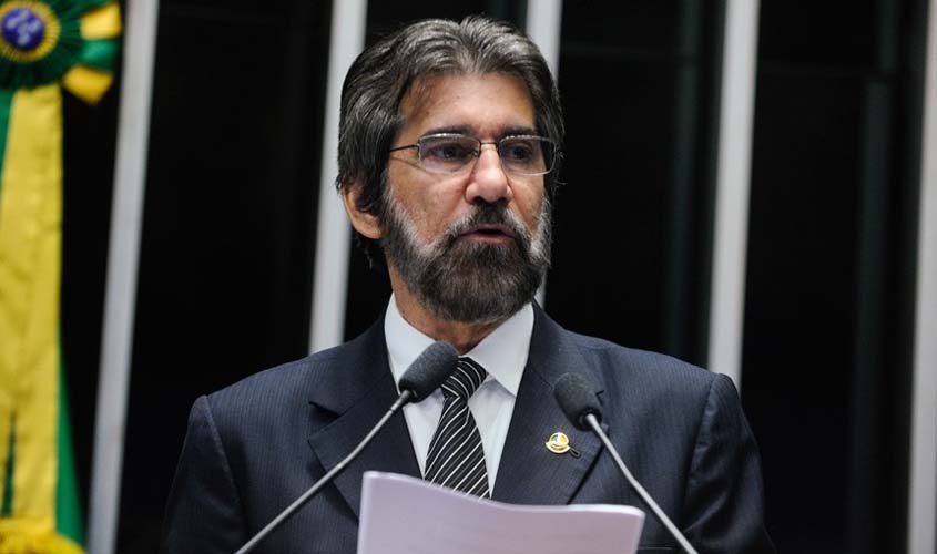 Petrobras pede ao STF para ser assistente de acusação contra senador do PMDB