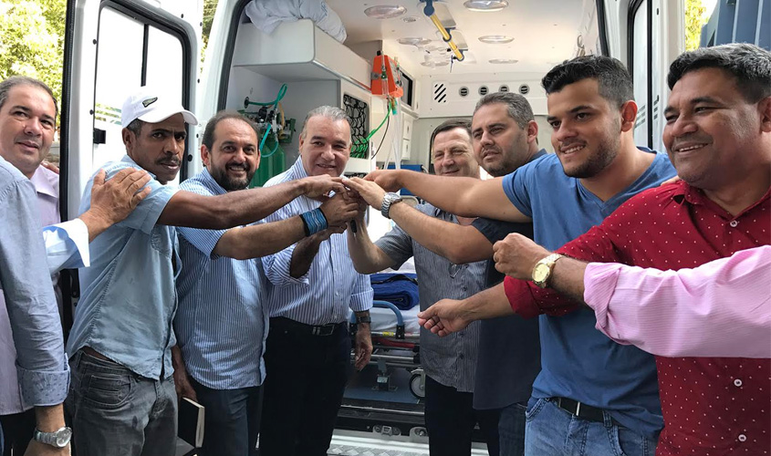 Ji-Paraná recebe primeira ambulância UTI Móvel graças ao deputado Laerte Gomes