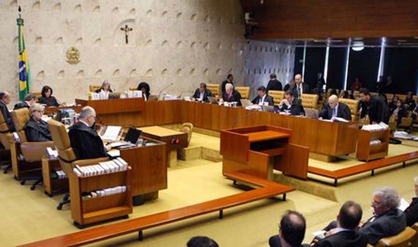 STF suspende sessão que irá decidir sobre afastamento de parlamentares