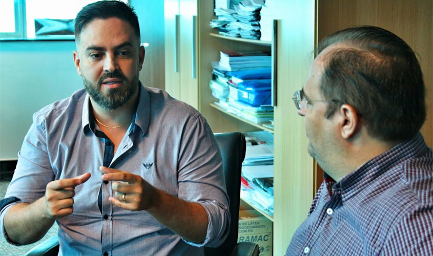 Léo Moraes reafirma apoio à saúde de Rondônia