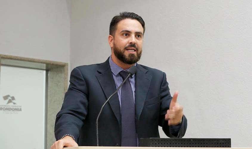 Léo Moraes quer audiência com Detran para discutir criação de local para testes práticos