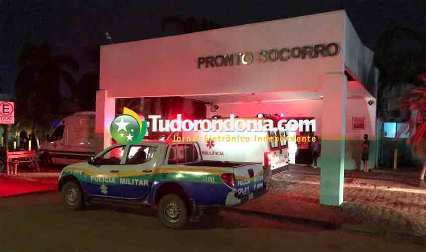 Jovem é socorrido após levar tiro de ocupante de táxi na capital