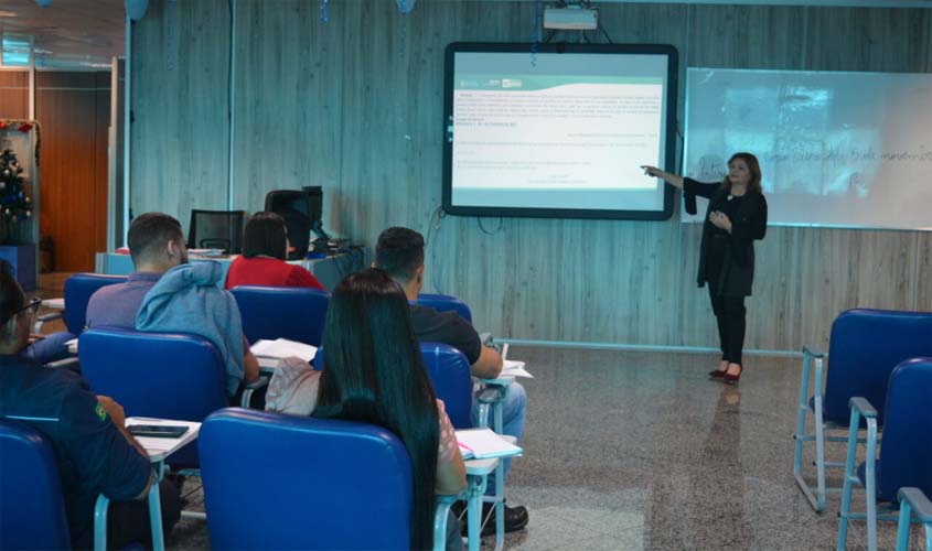 Cursos da Escola de Governo programados para fevereiro iniciam segunda-feira, 5