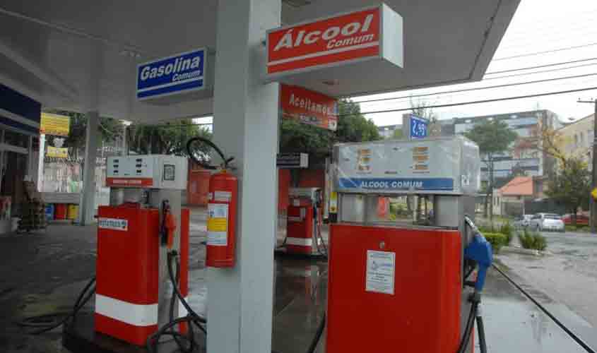 Deputados divergem sobre projeto que unifica ICMS de combustíveis  