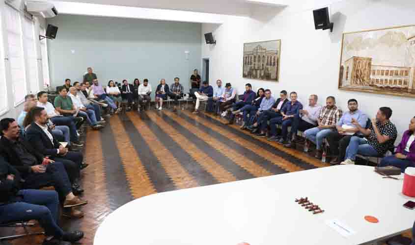 Reunião destaca avanços em infraestrutura, transporte agrícola e economia na gestão pública de Porto Velho