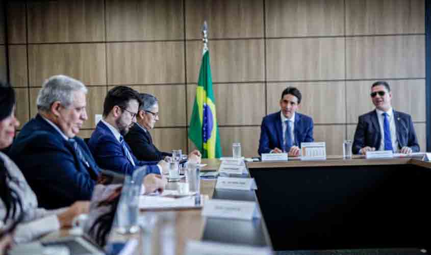 Concessão da Hidrovia do Madeira é discutia pelo governo de RO em Brasília