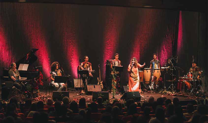 Cantora de Porto Velho é semifinalista do EDP Live Bands Brasil