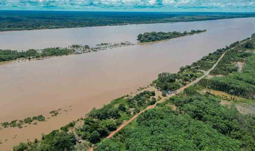 Rio Madeira registra 16,60 metros e se aproxima da cota de inundação