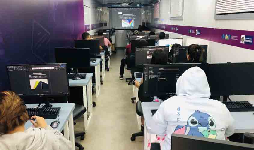 Inscrições para cursos na Escola Móvel de Informática podem ser feitas até dia 4 de abril, em Porto Velho