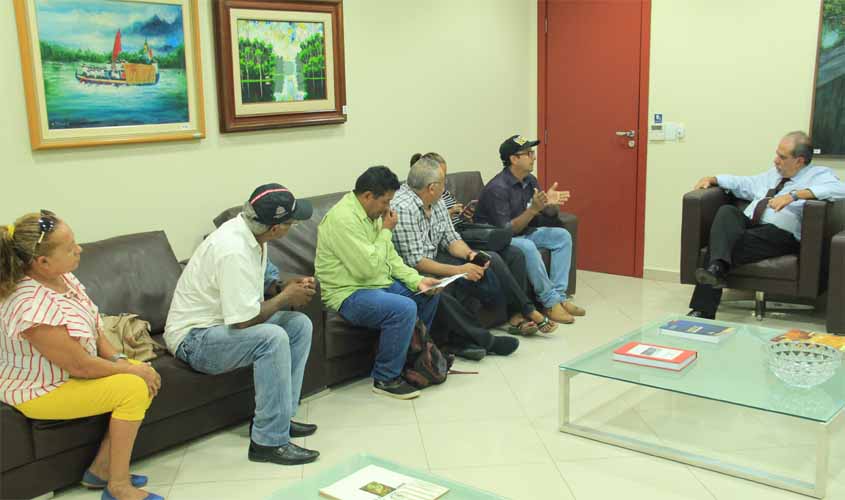 Presidente do TJRO recebe comissão de atingidos pela cheia de 2014