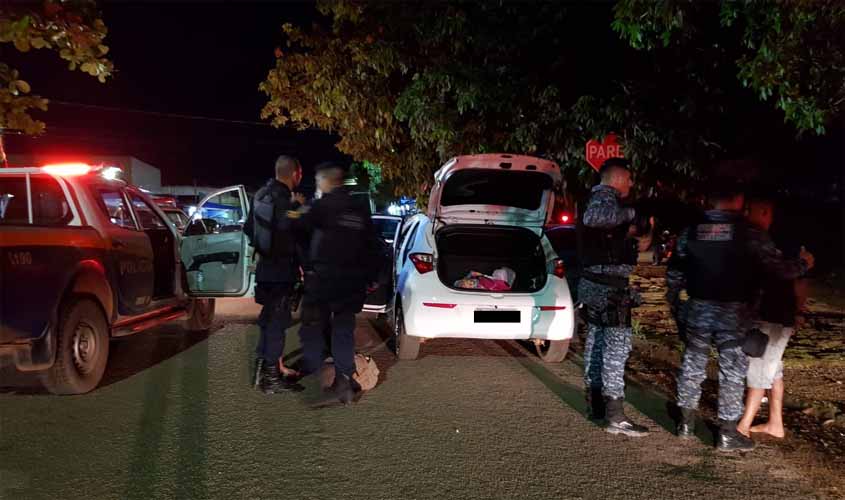 Polícia prende outros homens que usavam redes sociais para postar fotos com armas