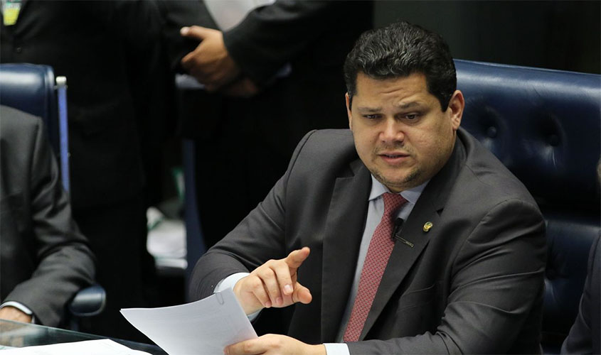 Presidente do Congresso prorroga prazo de votação de três MPs