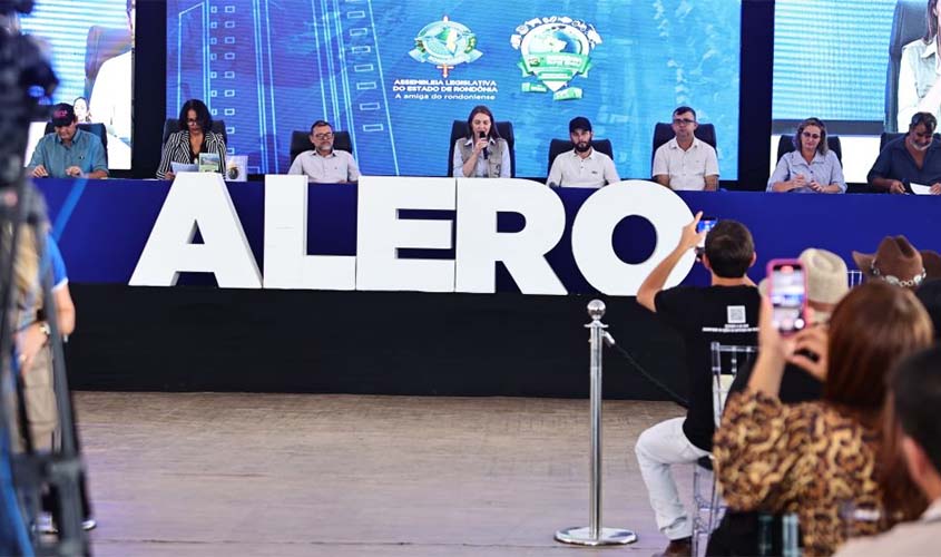 Alero realiza homenagem feminina durante a feira