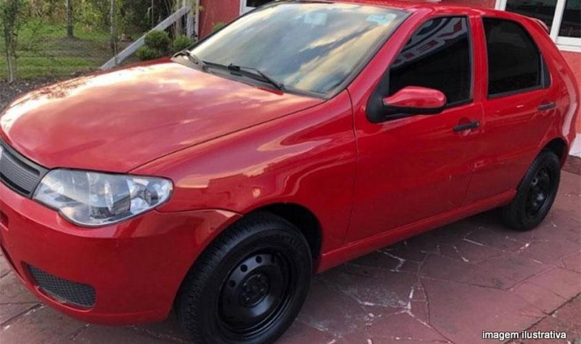 Vítimas caem no golpe do falso depósito e entregam Fiat Palio e celular a estelionatários