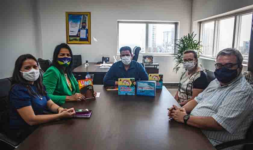 Deputado Jair Montes confirma apoio a publicação de obras infantis de escritoras do Estado de Rondônia