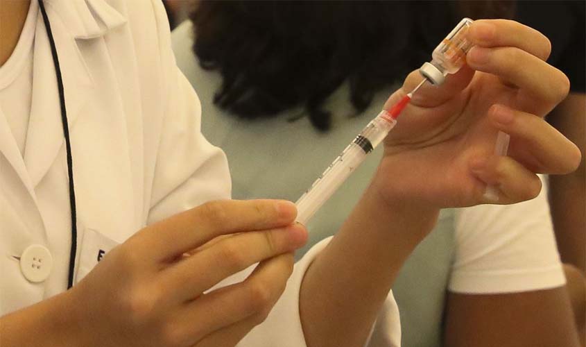 Covid-19: Brasil registra 284 óbitos e 76 mil casos em 24 horas