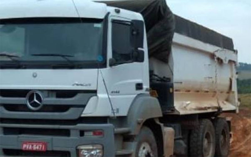 Homens armados invadem fazenda e mantém casal e crianças reféns; menina de 12 anos foi baleada