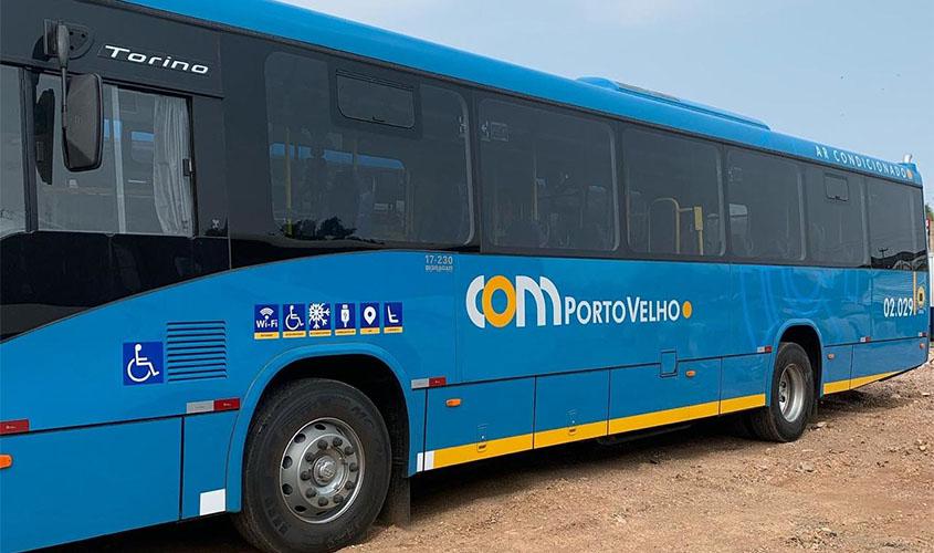 Prefeitura comemora chegada dos  primeiros ônibus da nova frota   