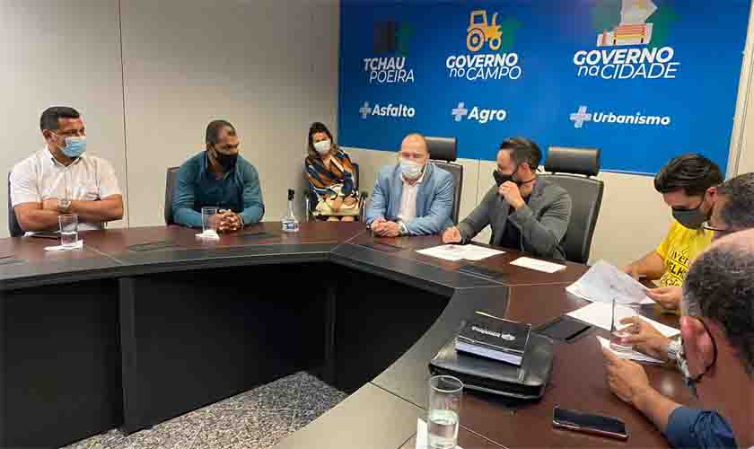 Deputados intercedem junto ao Governo para levar asfalto para distritos de Nova Mamoré