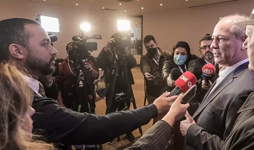 Ciro inicia campanha do voto útil em Lula