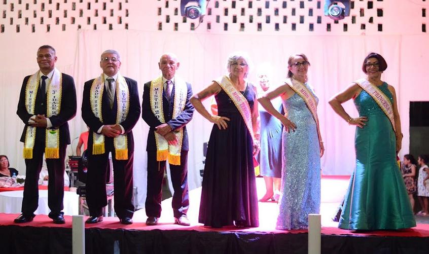 Miss e Mister Terceira Idade de Vilhena revelam modelos animados em evento descontraído