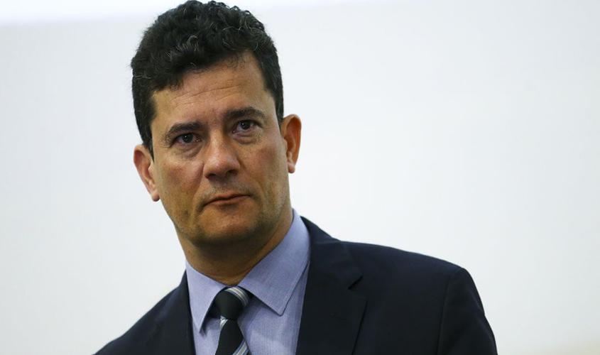 Moro manifesta preocupação com alto índice de suicídios de policiais