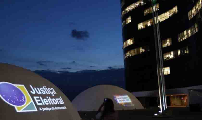 Lei autoriza candidatura de gestor que teve contas rejeitadas e foi punido apenas com multa 