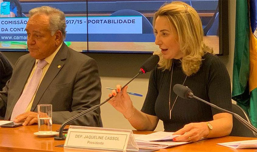Aprovado projeto de Jaqueline Cassol que anula exigências do Contran para veículos de autoescolas