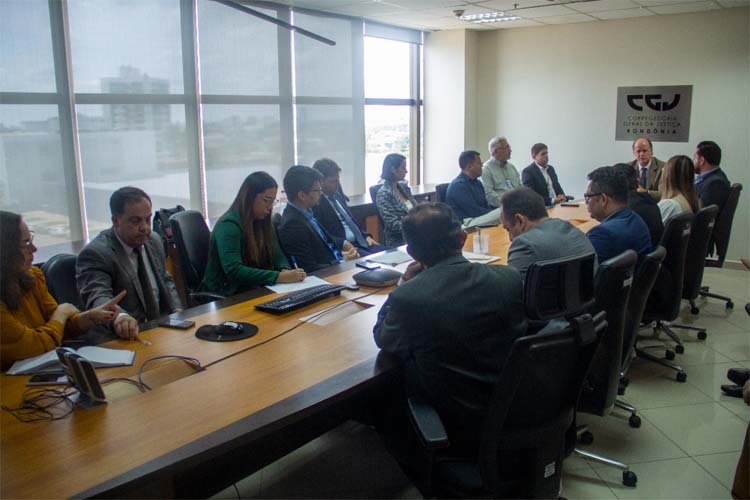 Juizado da Fazenda Pública da capital pede ajuda à Corregedoria-Geral para demandas da área da saúde do Estado