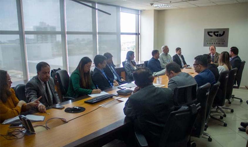 Juizado da Fazenda Pública da capital pede ajuda à Corregedoria-Geral para demandas da área da saúde do Estado