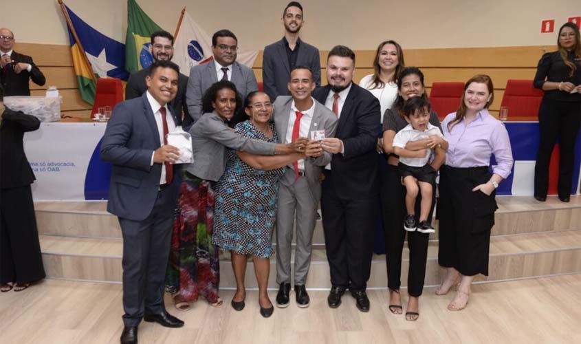 Casa cheia: Superação, emoção e brilho no olhar narram as histórias dos 60 novos advogados que passam a integrar a OAB-RO