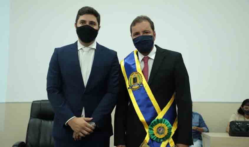 Hildon Chaves e Maurício Carvalho  assumem gestão de 2021 a 2024