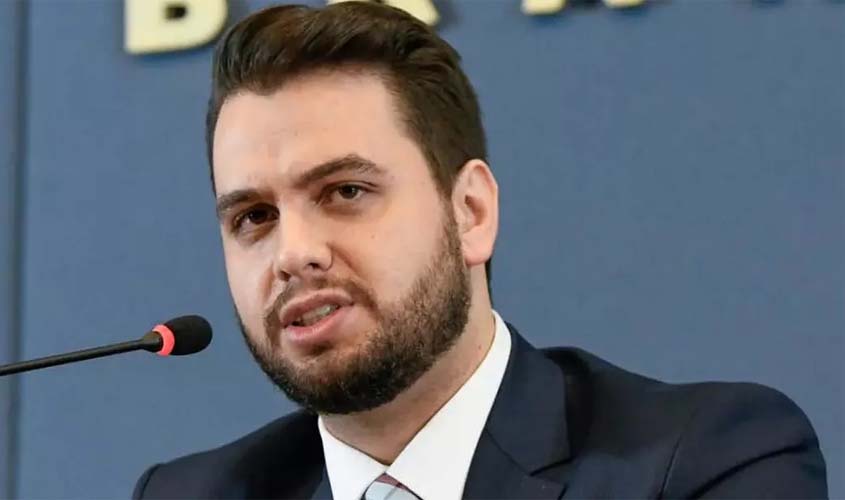 Onde estão os civis golpistas? Filipe Martins é um deles