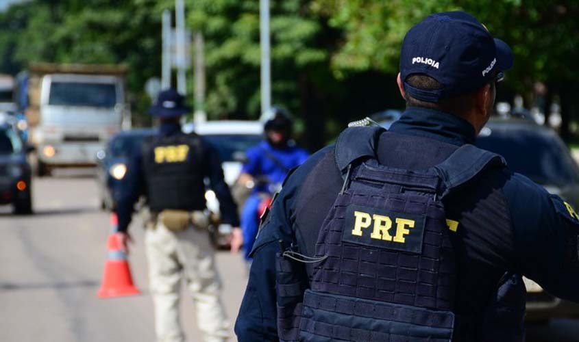 PRF em RO prende suspeitos por crimes de trânsito no feriado