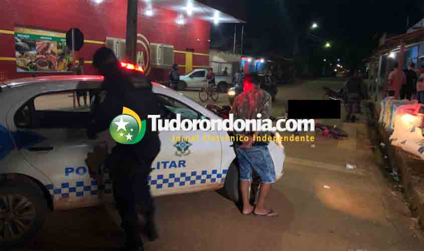 Polícia flagra quando suposta vítima de assalto tenta matar suspeito a facadas