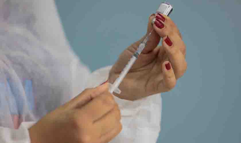 Pessoas de outras localidades podem completar esquema vacinal em Porto Velho