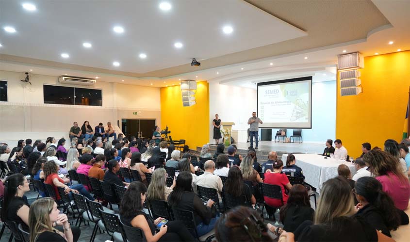 Educação alinha acolhimento no retorno às aulas