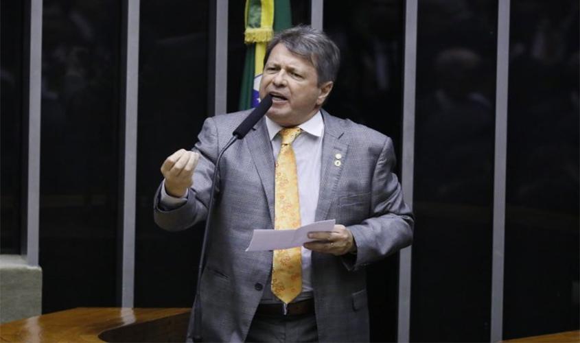 Projeto permite a juiz declarar nulidade de cláusula abusiva sem necessidade de ação