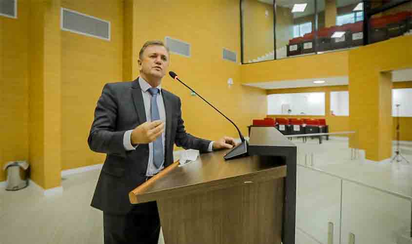 Luizinho Goebel defende que economia da Assembleia Legislativa seja aplicada na compra de vacinas