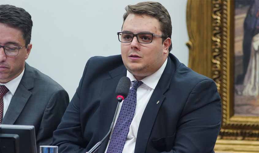 Possíveis mudanças na reforma devem ficar para comissão especial