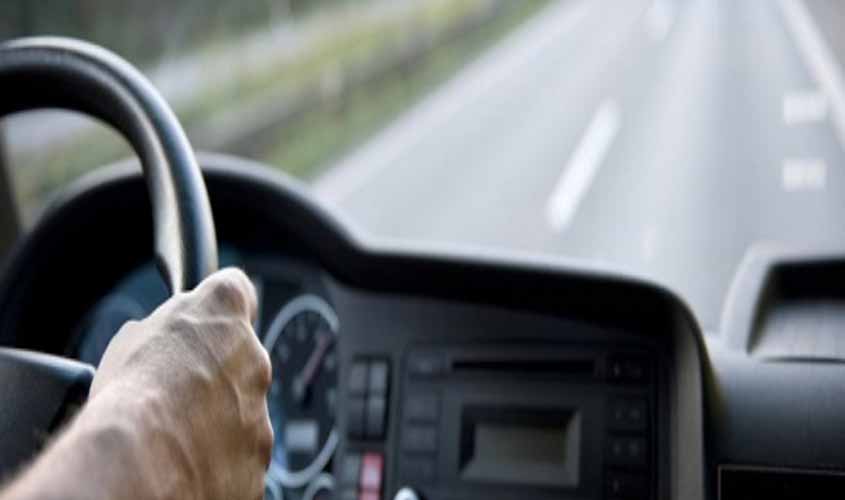 Motorista de carreta receberá indenização por ter de cumprir jornada exaustiva