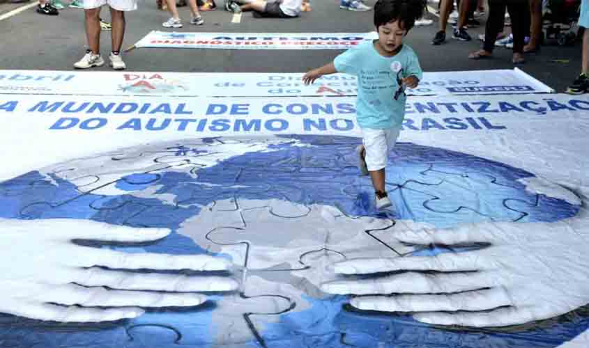 Detecção precoce do autismo ajuda na alfabetização e inclusão escolar