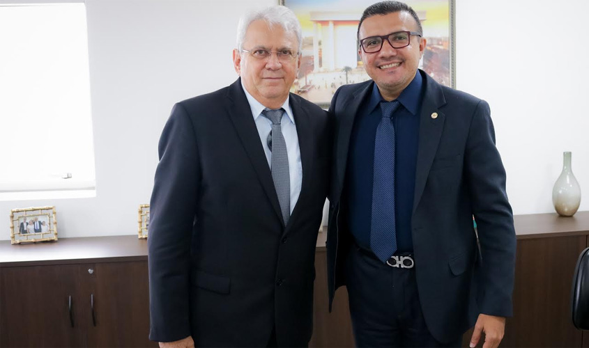 Deputado Alex Silva recebe a visita do Vice Governador José Jodan