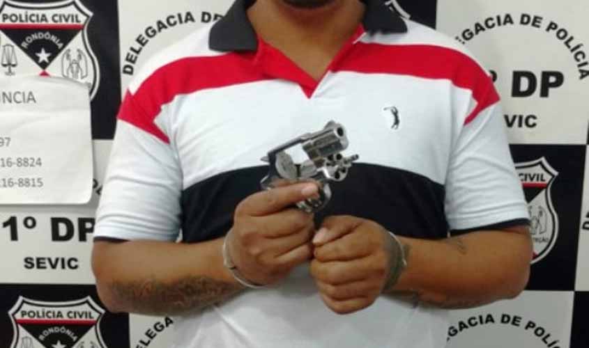 Polícia Civil prende monitorado por tornozeleira após exibição com armas em redes sociais