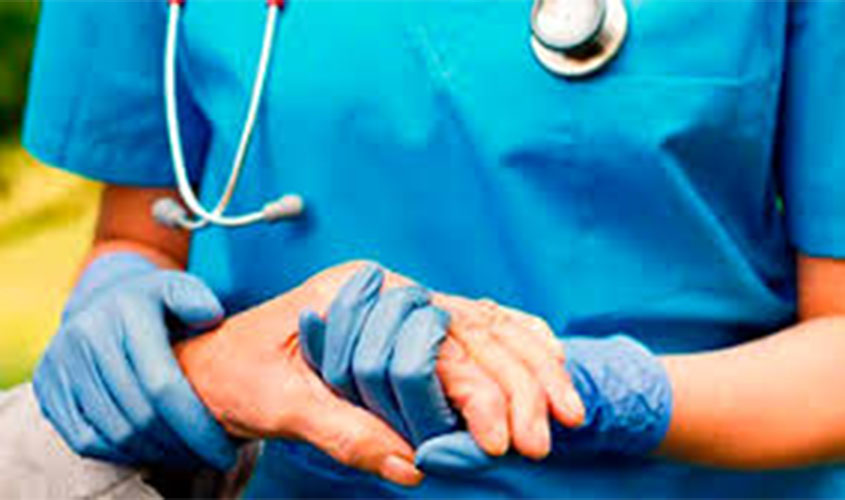 Sindicato da Enfermagem ganha na Justiça do Trabalho direito à formecimento de EPI e treinamento especializado