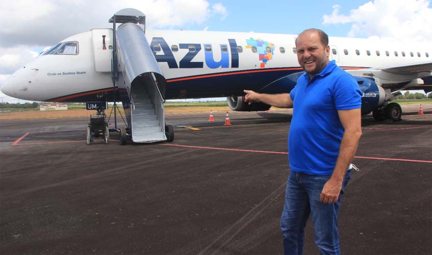 Retorno dos voos da Azul no aeroporto de Cacoal reforça a importância da Capital do Café para o desenvolvimento regional, diz Cirone Deiró