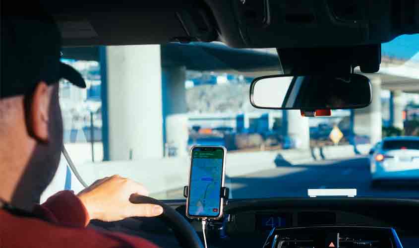 Como escolher o melhor seguro de carro para quem usa o veículo para trabalho diário