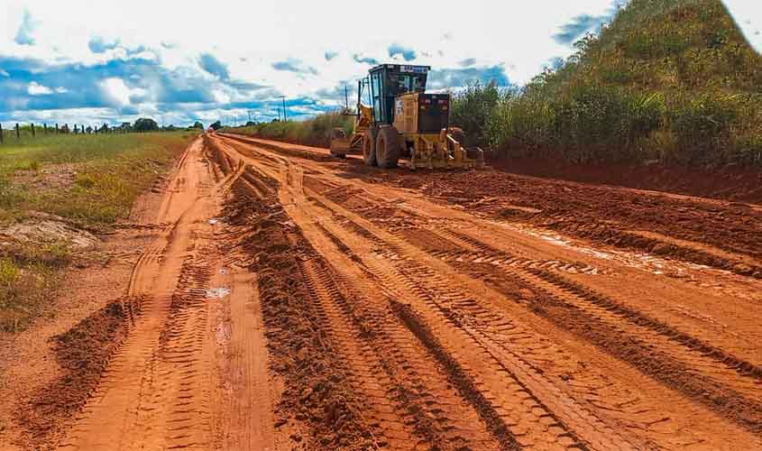Obras avançam na RO-420 com manutenção em toda a extensão da via