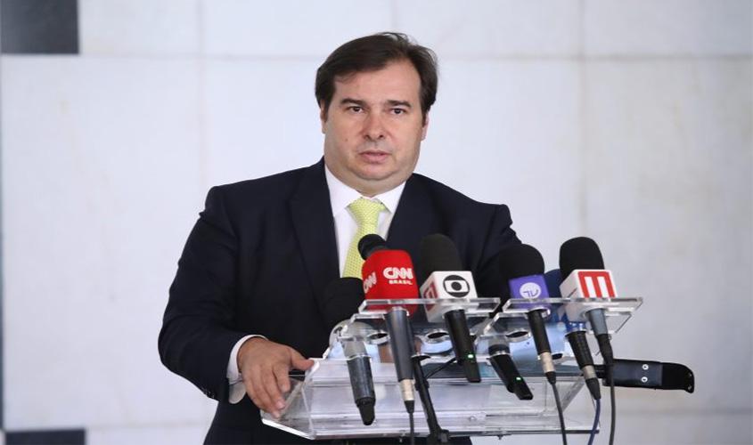 Maia diz que buscará acordo com Alcolumbre sobre PL das Fake News