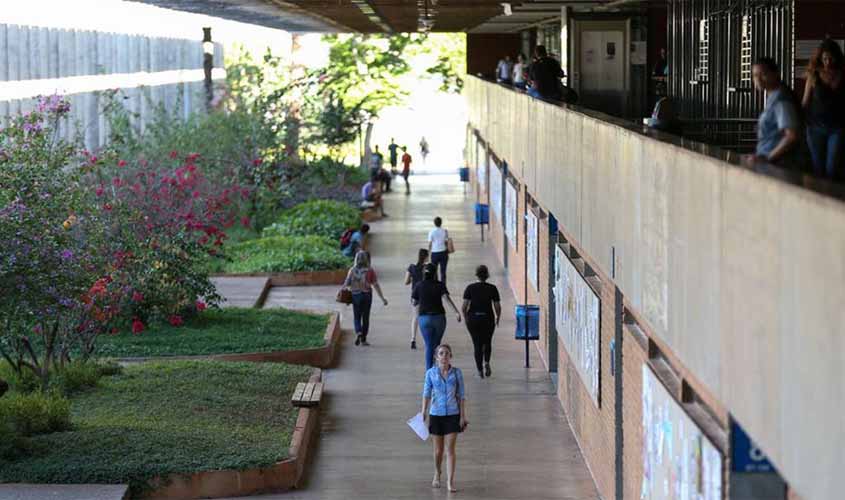 Retirada de pauta, a PEC contra as universidades públicas segue como ameaça